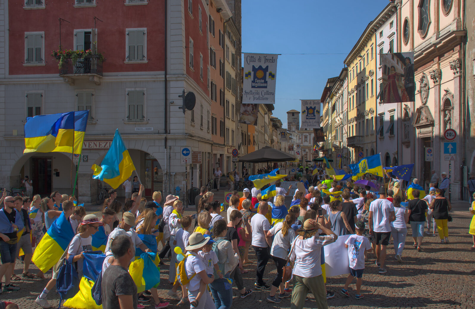 f/10.0 - 1/400s - ISO:100 21mm 19.06.2022 17:02