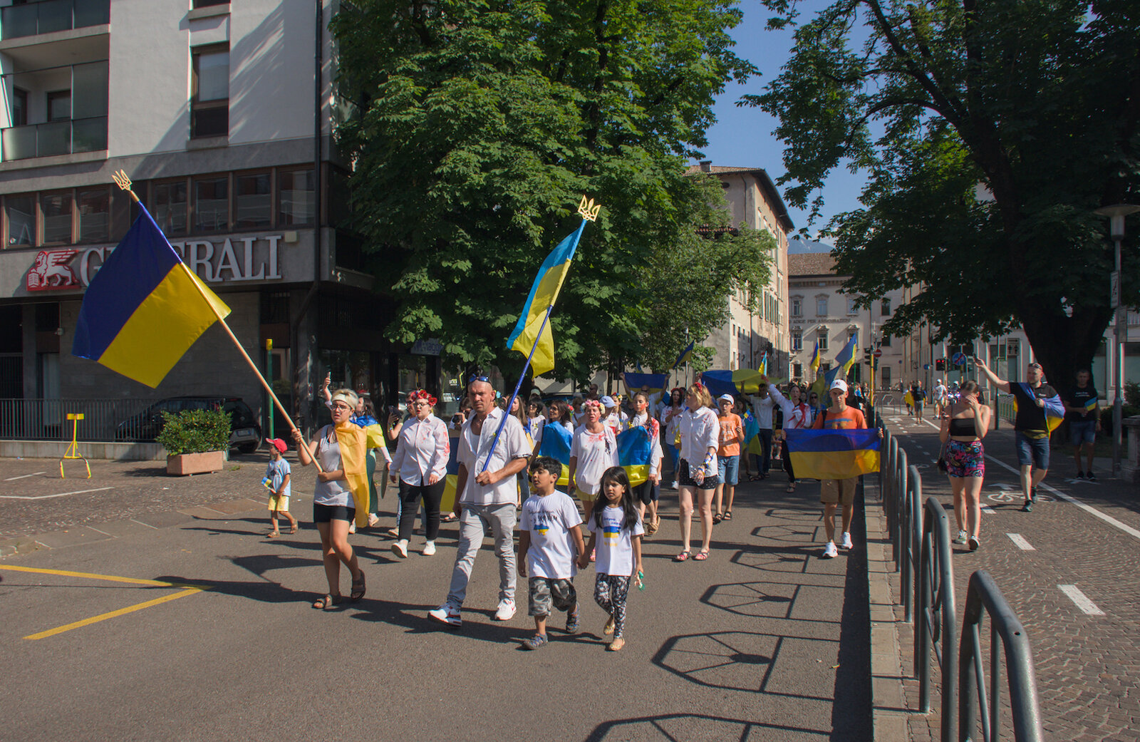 f/10.0 - 1/400s - ISO:100 18mm 19.06.2022 17:12